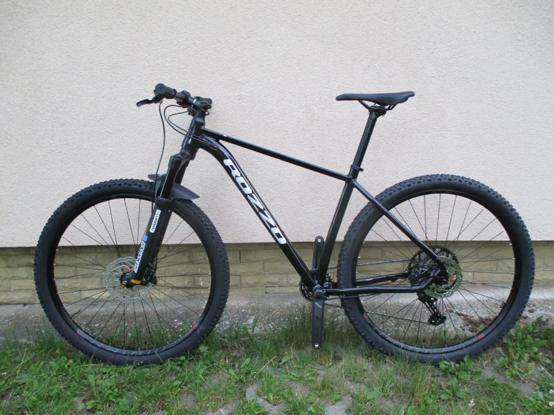 Nové 29" kolo ROZZO BOOST 30 19", Deore 1x12, vzduch. vidlice Suntour Raidon 34, pevné osy
