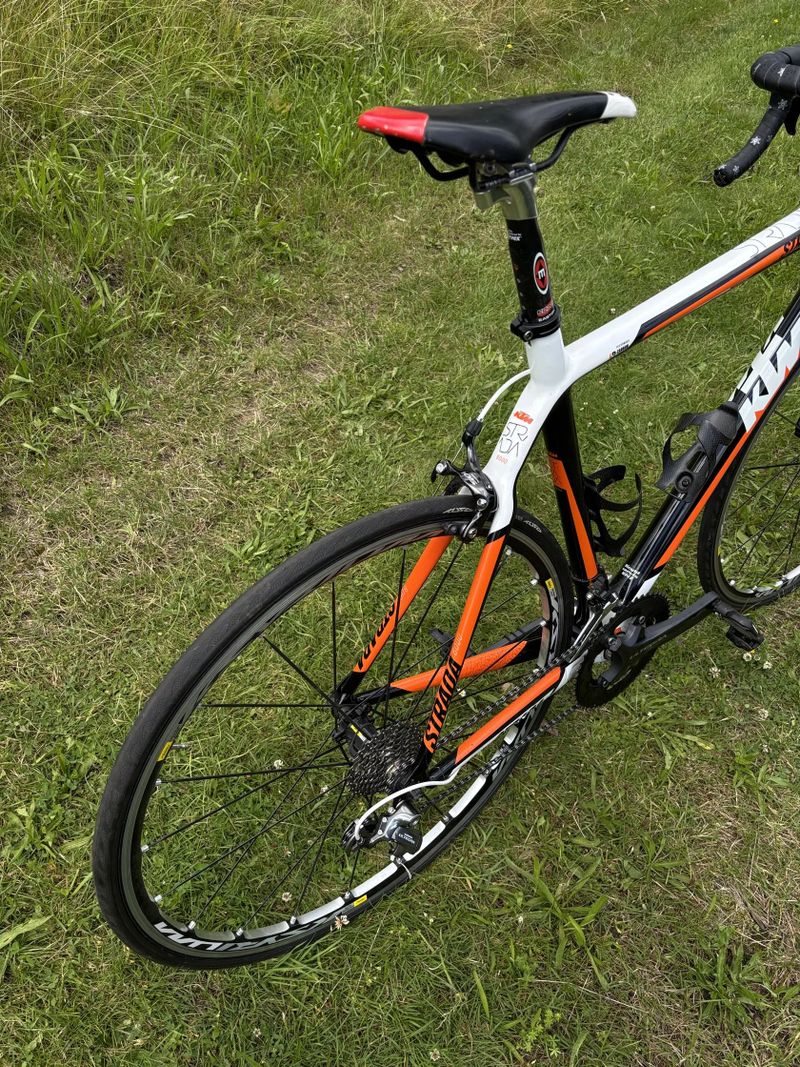 KTM Strada 6000 carbon vel. 57