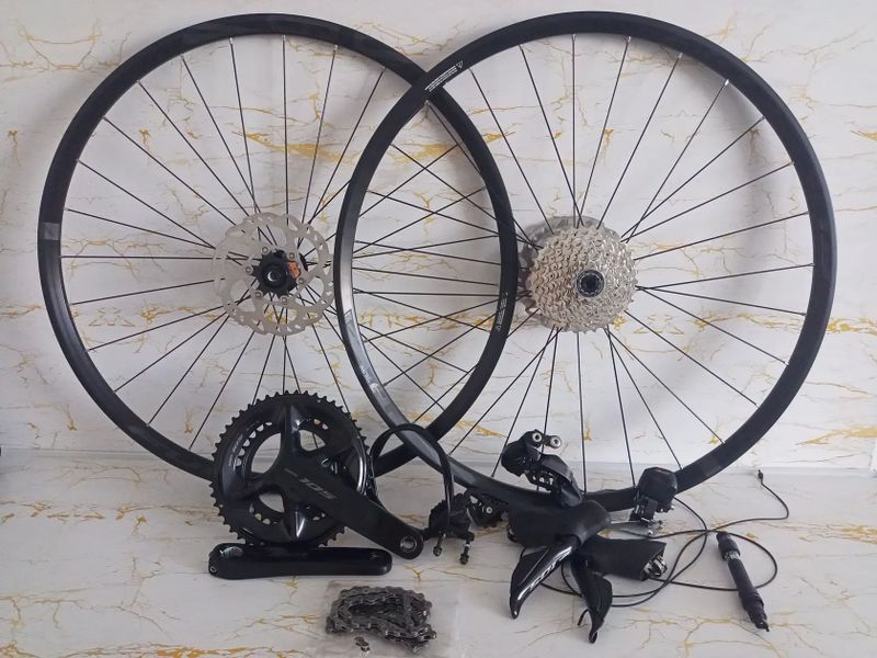 Nová sada Shimano Di2 2x12 R7170, Fulcrum kola