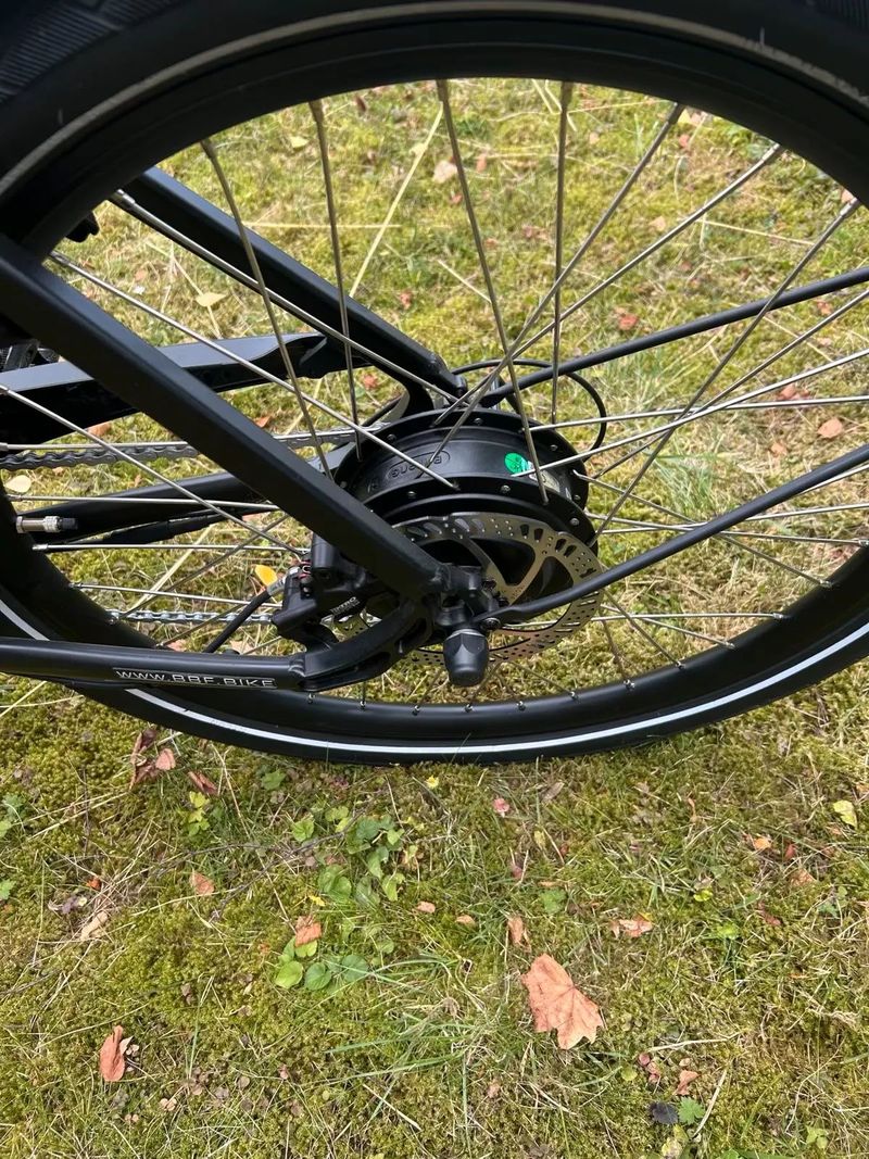 ZÁNOVNÍ nákladní kolo BBF eCargorider 3.1 - ELEKTOKOLO - motor bafang - původní cena 117 000,- 