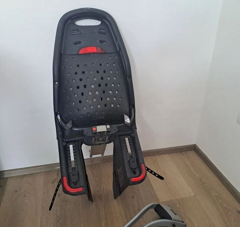 Dětská cyklo sedačka THULE YEPP MAXI