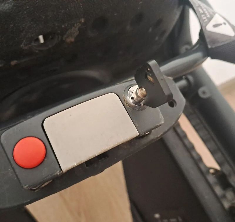 Dětská cyklo sedačka THULE YEPP MAXI
