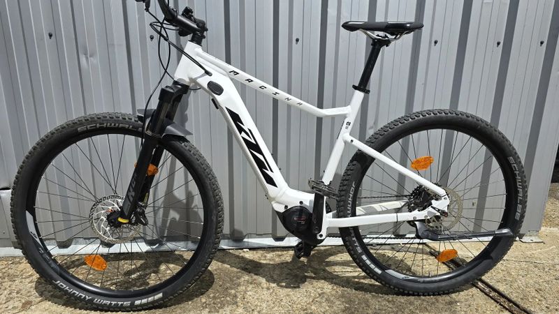 KTM Macina Race 591 zánovní