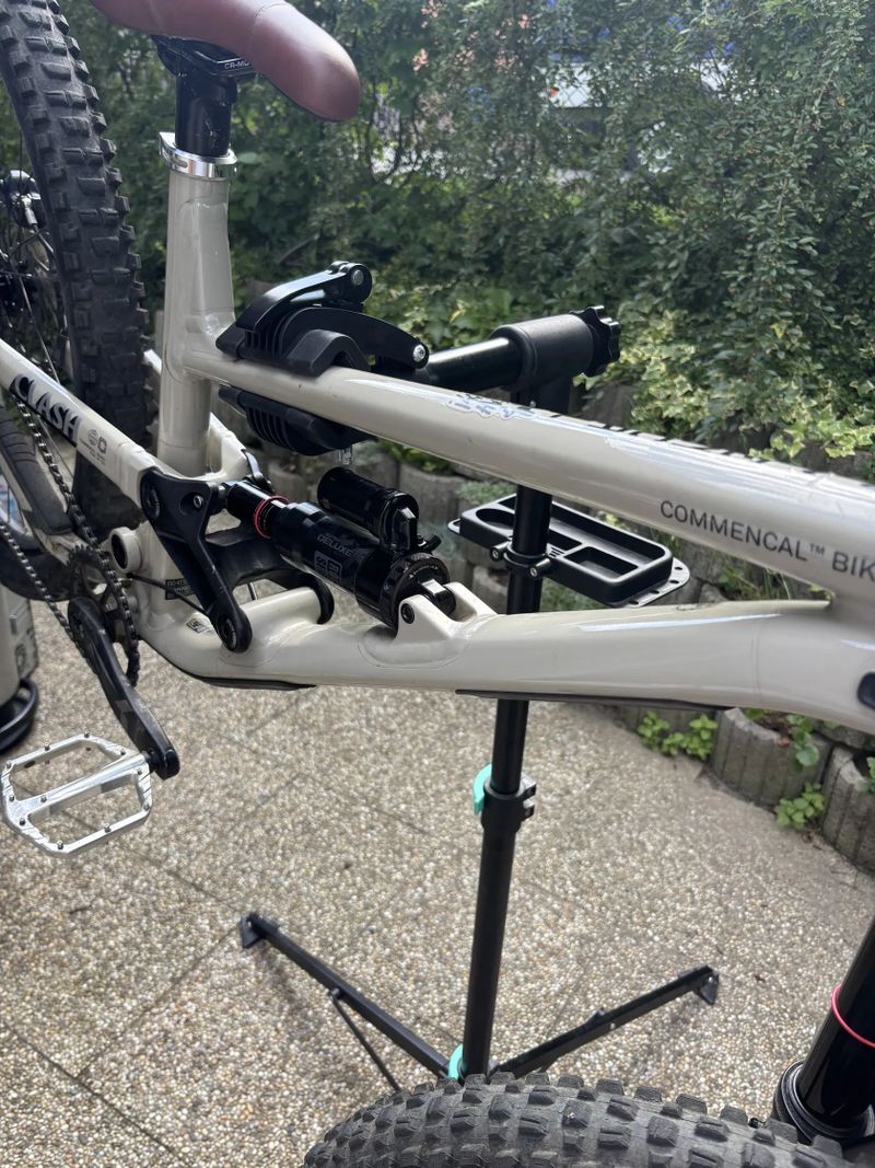 Commencal Clash Chalk 2023