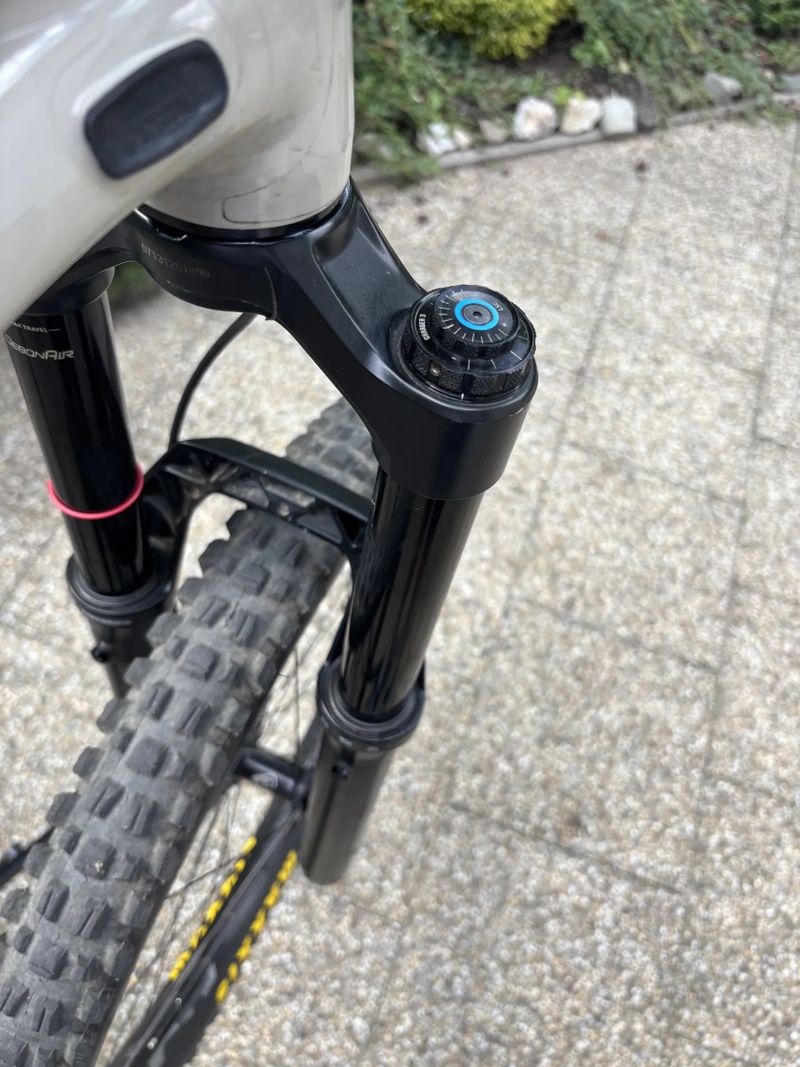Commencal Clash Chalk 2023