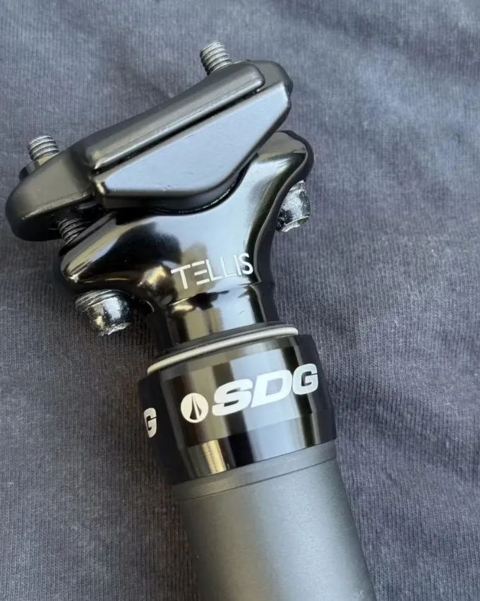 Teleskopická sedlovka OneUp Tellis V2, průměr 31,6 mm, zdvih 150 mm