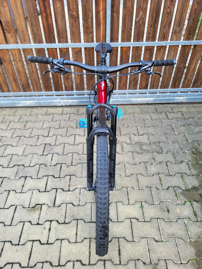 Kolo Trek Fuel EX 8 Gen 5 XL (upgrade brzd na Shimano XT)