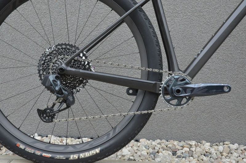 Prodám nový TOP hardtail BIKE AHEAD COMPOSITES, OHLINS, ROVAL, S-Works