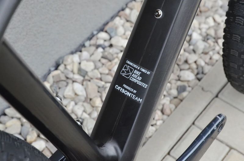 Prodám nový TOP hardtail BIKE AHEAD COMPOSITES, OHLINS, ROVAL, S-Works