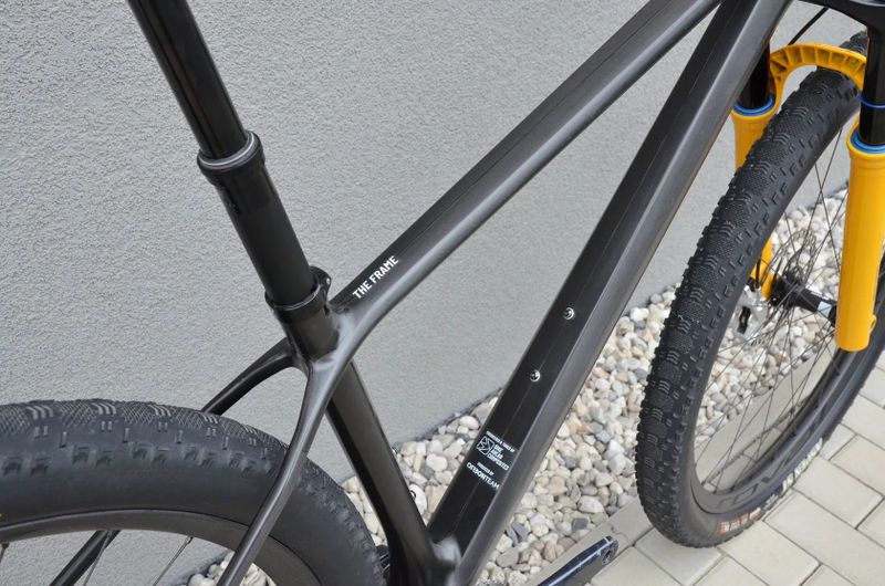 Prodám nový TOP hardtail BIKE AHEAD COMPOSITES, OHLINS, ROVAL, S-Works
