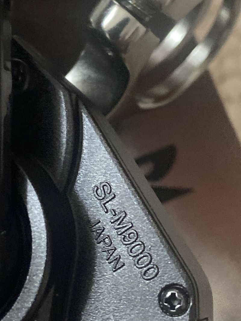 LEVÁ ŘADÍCÍ PÁČKA SHIMANO XTR SL-M9000 S OBJÍMKOU