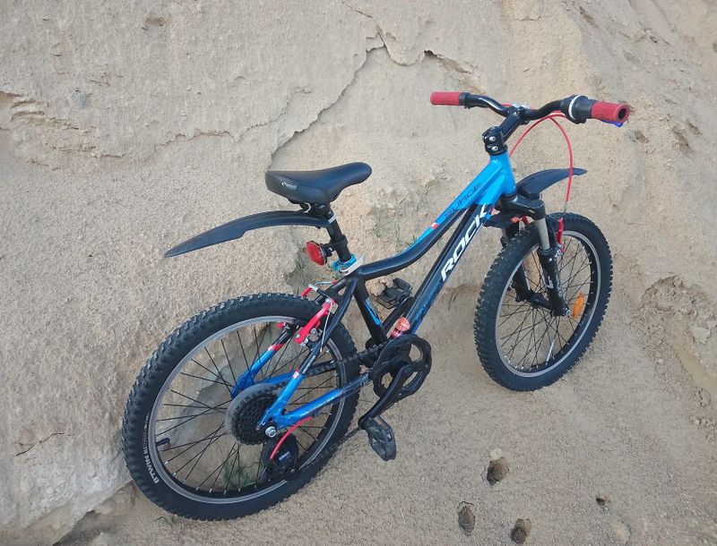 ✅ Dětské MTB Rock Machine Surge, 20", 1x7 ✅