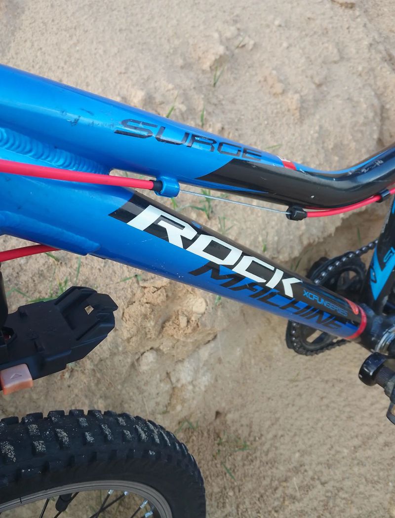 ✅ Dětské MTB Rock Machine Surge, 20", 1x7 ✅
