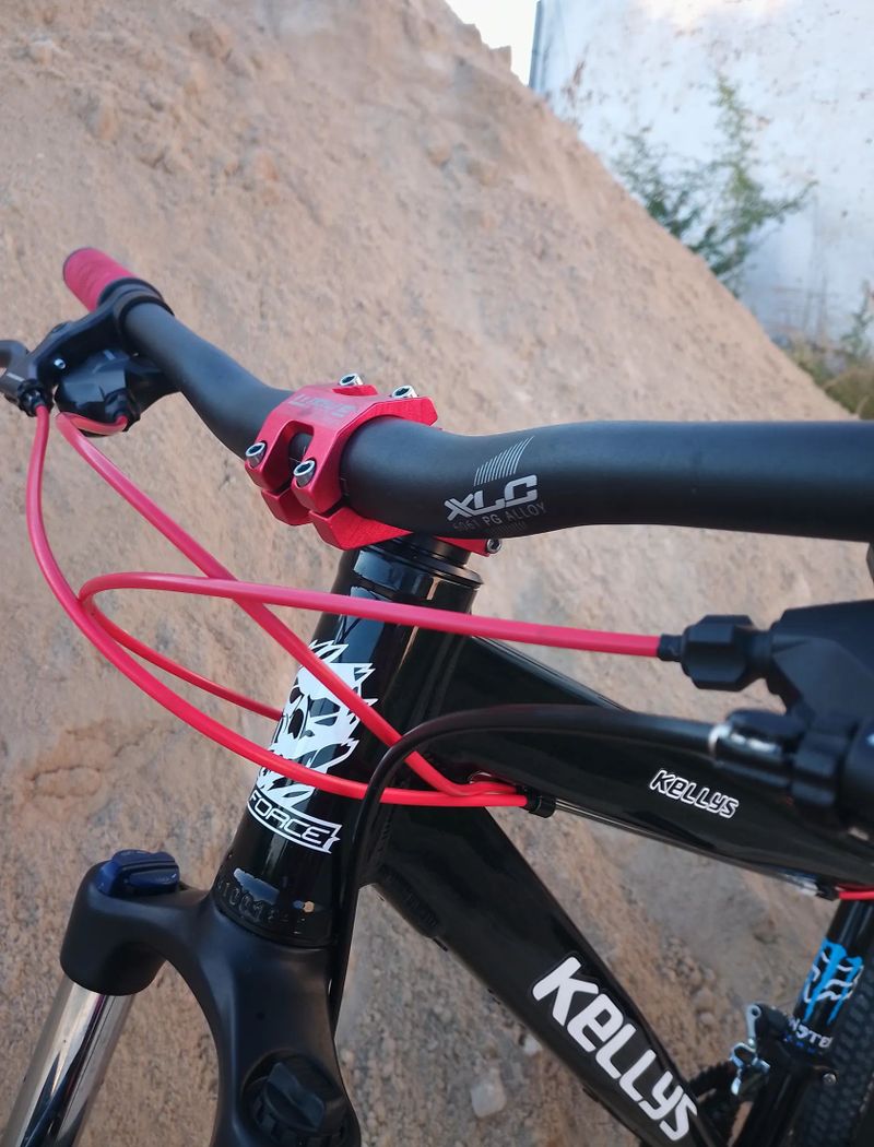 ☢️ MTB Kellys XS, TOP stav, 26", 3x8 ☢️