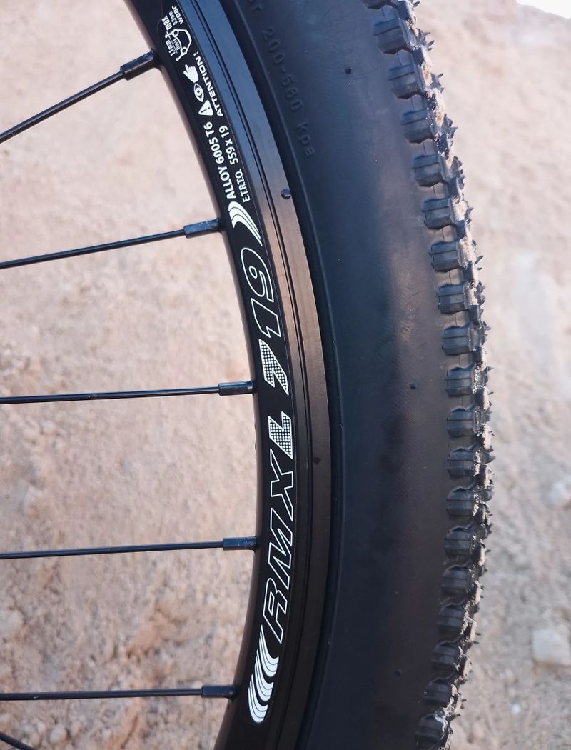 ☢️ MTB Kellys XS, TOP stav, 26", 3x8 ☢️