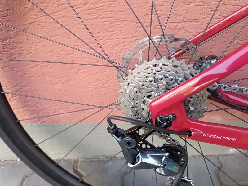 FOCUS Izalco Max 8.8