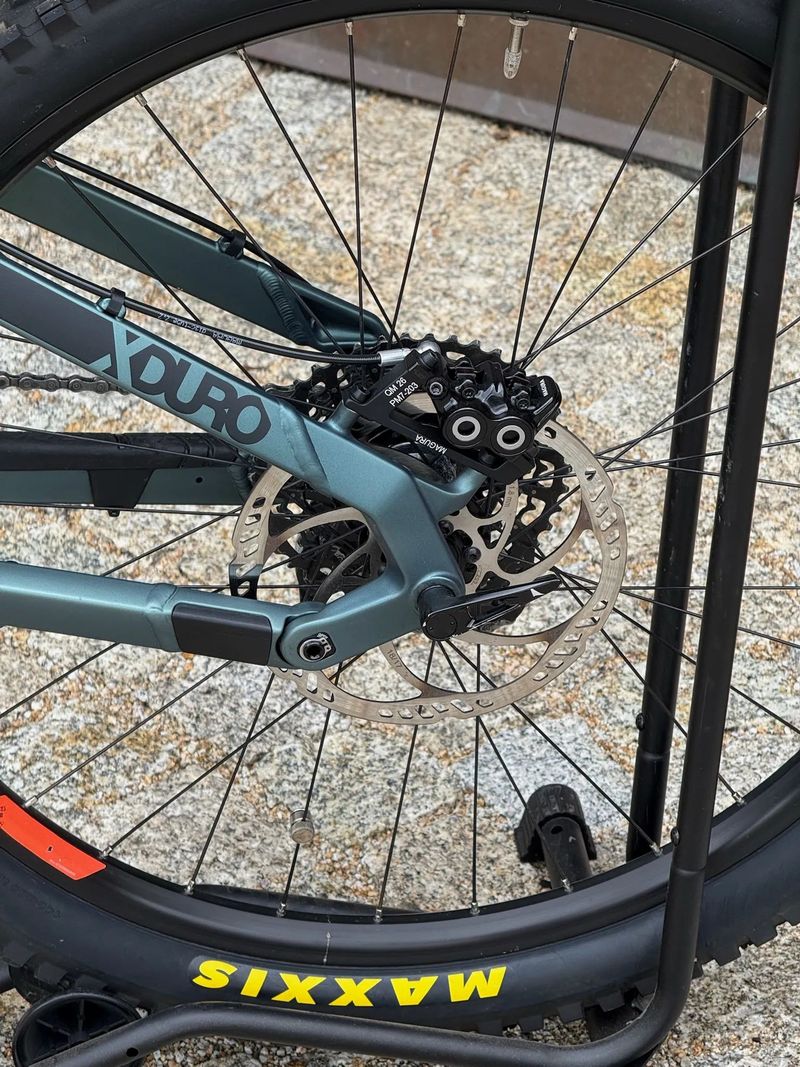 Haibike XDURO DWNHLL 8.0 - sjezdové elektrokolo