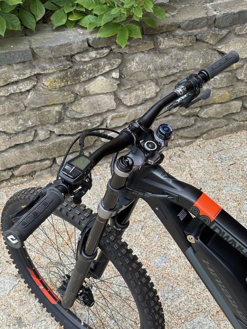Haibike XDURO DWNHLL 8.0 - sjezdové elektrokolo