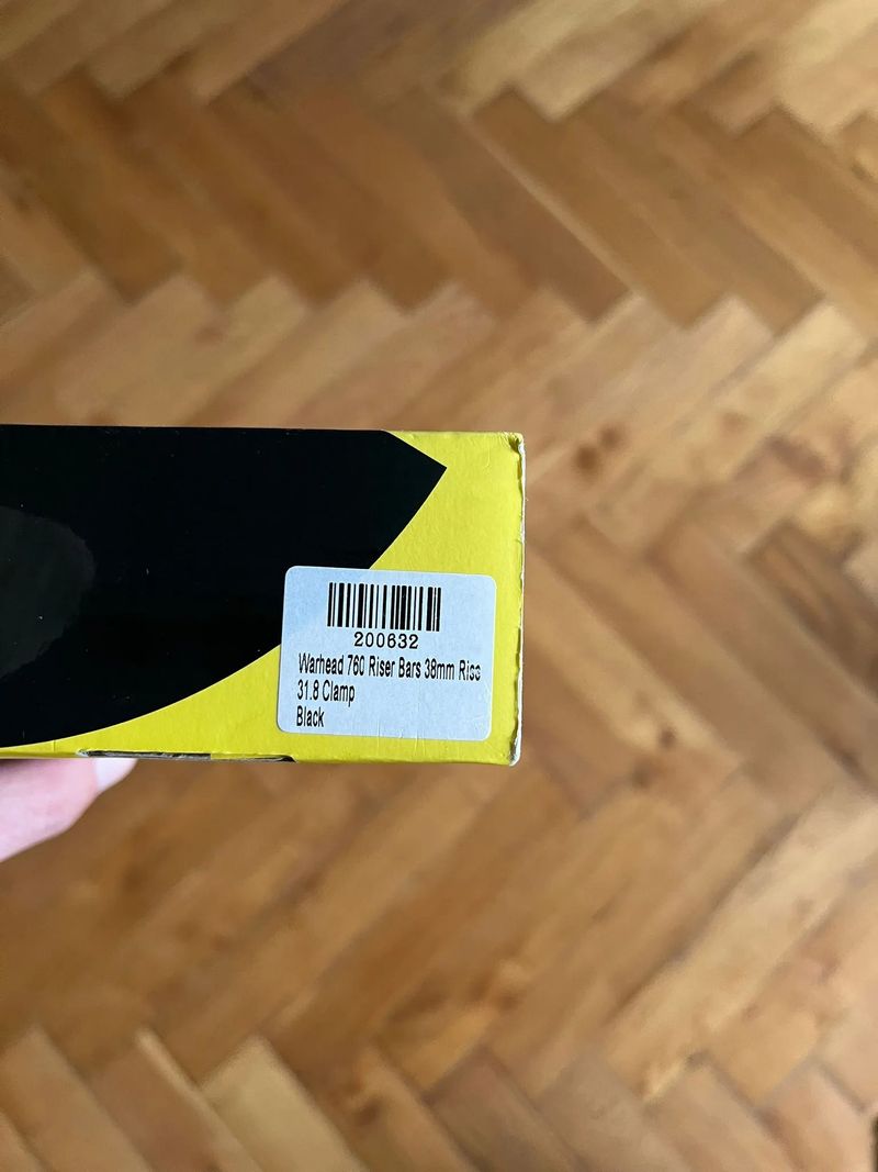 řídítka Nukeproof Warhead (760 mm)