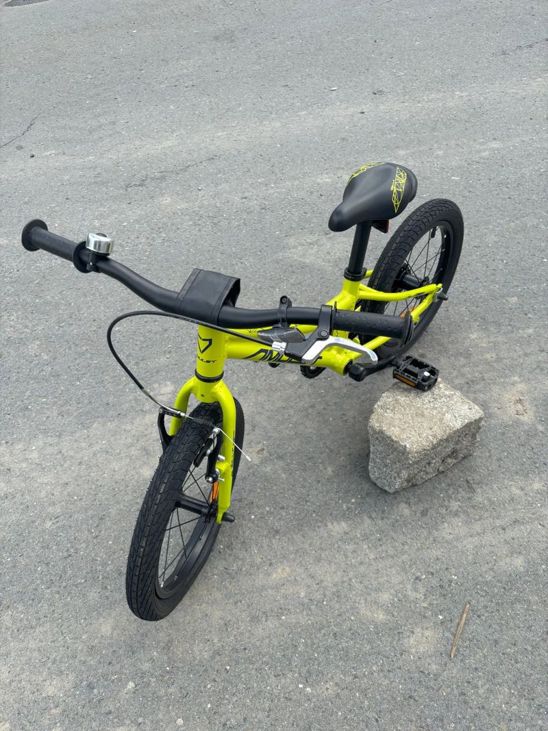 Amulet Lite 16"