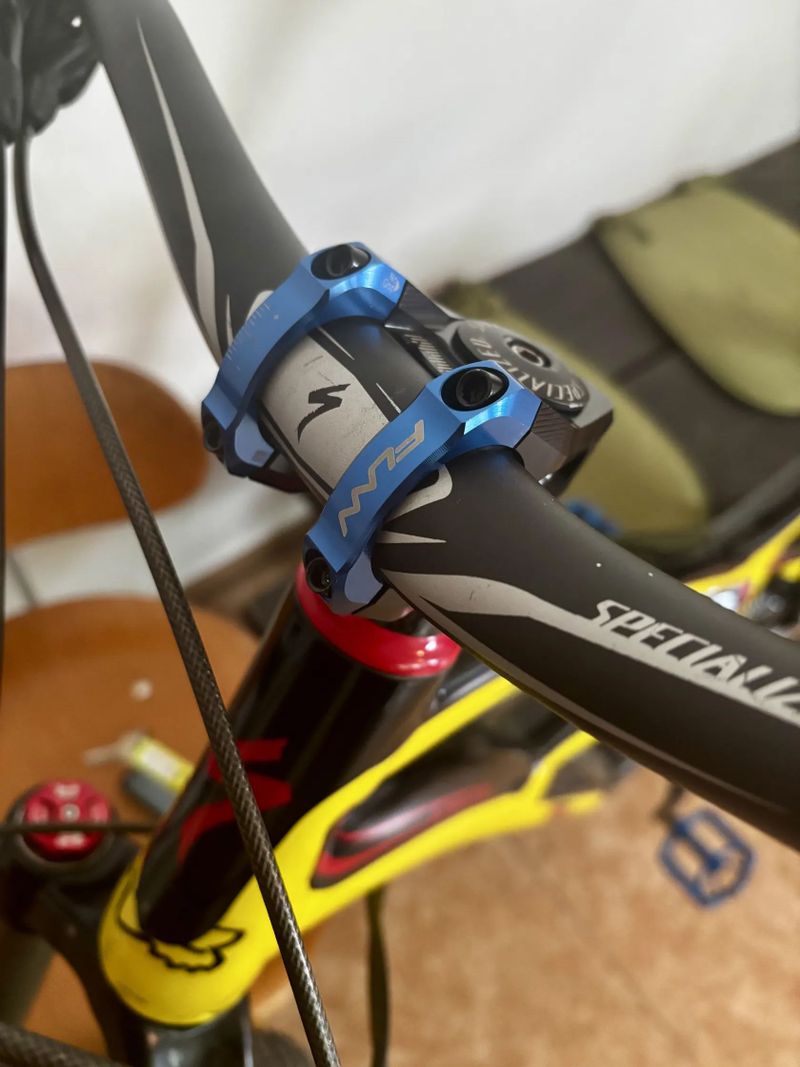 Specialized enduro 2012