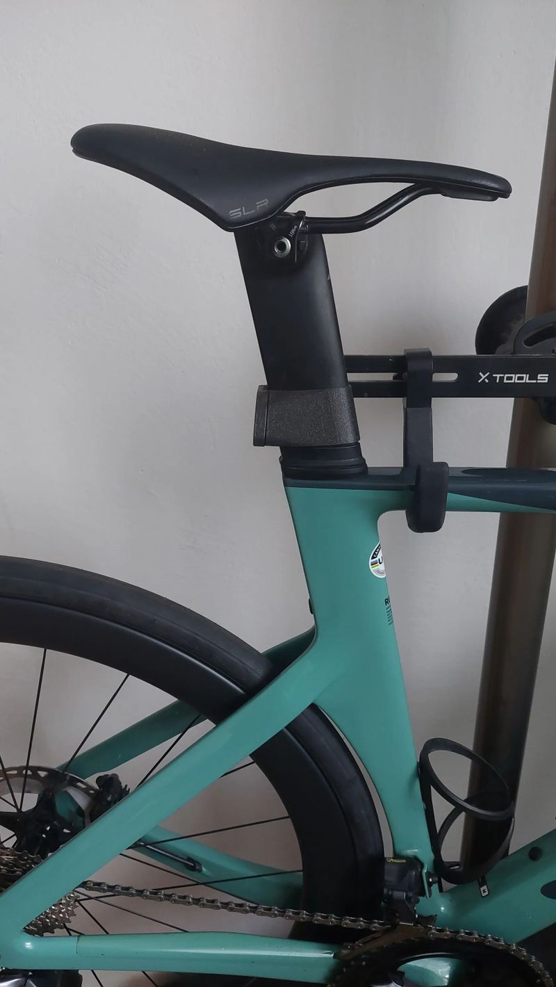 Canyon Aeroad CF SLX, el. řazení Ultegra 12s, vel. M
