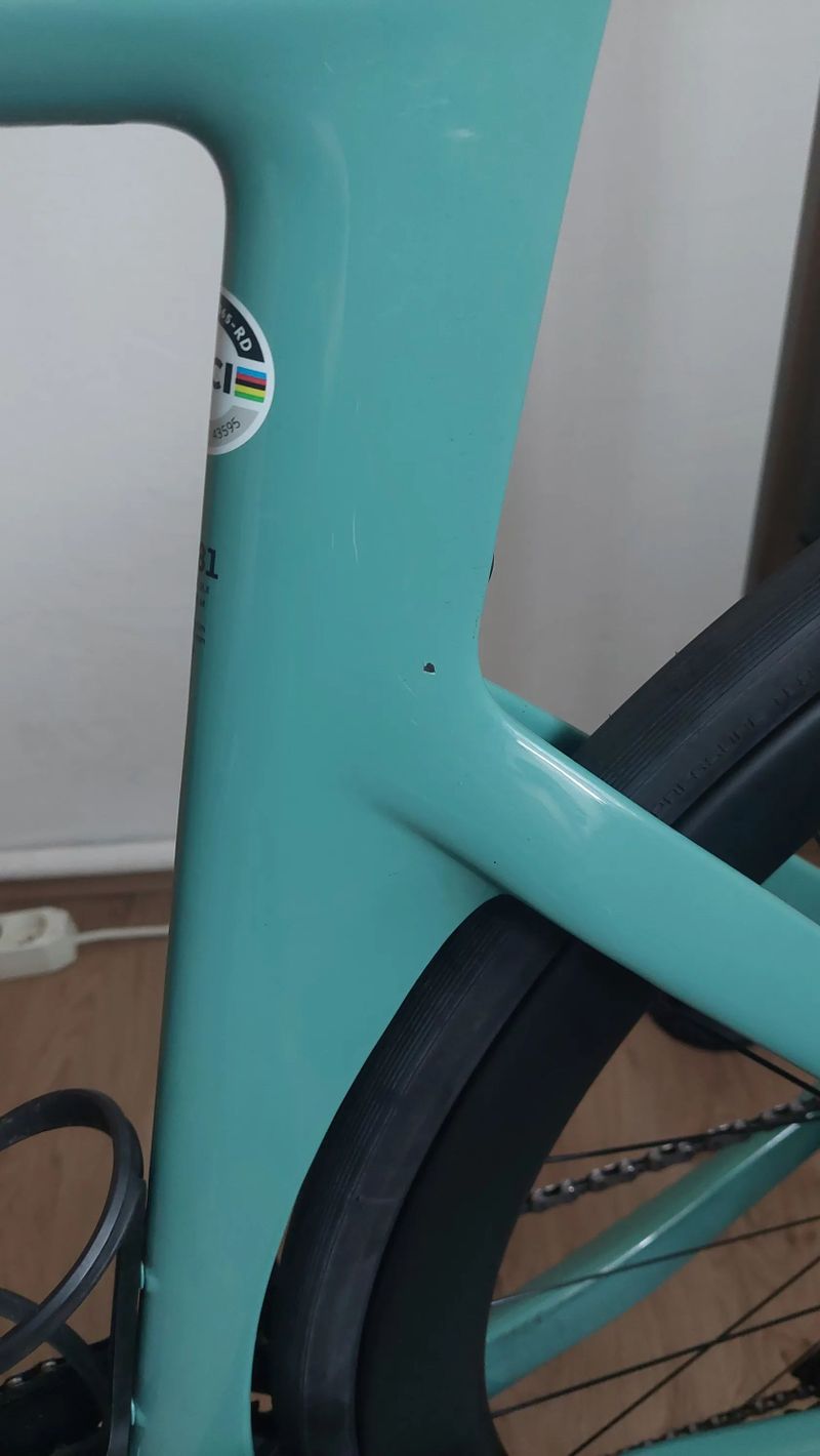 Canyon Aeroad CF SLX, el. řazení Ultegra 12s, vel. M