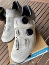 SHIMANO SH-RC702 white vel.43