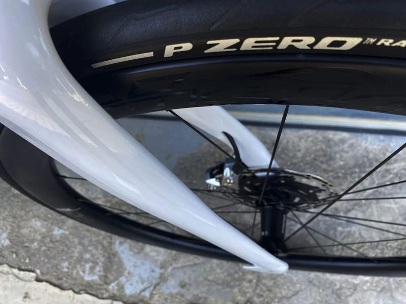 Pinarello Dogma F Disc/Rim + Super Record WRL + Bora Ultra 45 (NOVÉ, vel. 550)