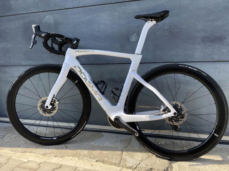 Pinarello Dogma F Disc/Rim + Super Record WRL + Bora Ultra 45 (NOVÉ, vel. 550)