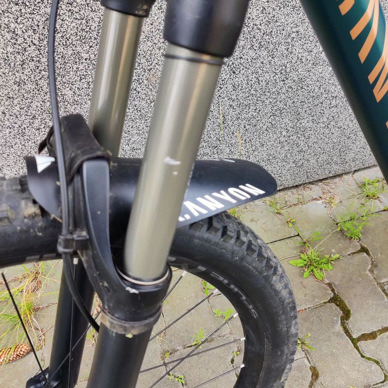 Canyon Spectral 5 ZAMLUVENO
