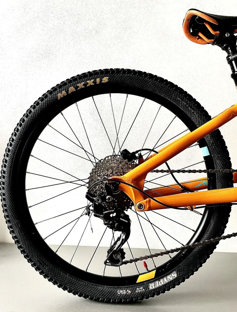 Prodám dětské celoodpružené kolo Norco Fluid 24"