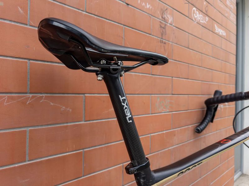Kellys Soot 70 (M) – SRAM AXS, DT Swiss, karbon doplňky – TOP stav