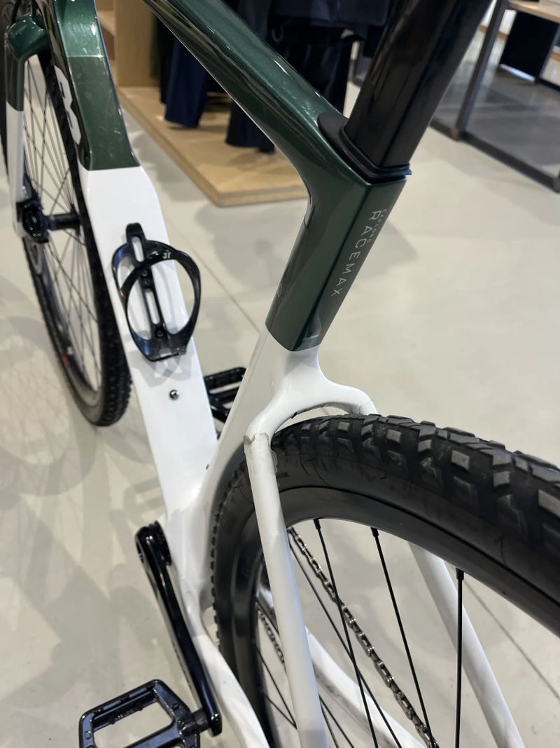 3T Exploro Race Max - SRAM Rival AXS 2x12 - emerald/white - vel.54 (M)
