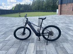 Giant Liv Vall E+, motor Yamaha, velmi dobrý stav 