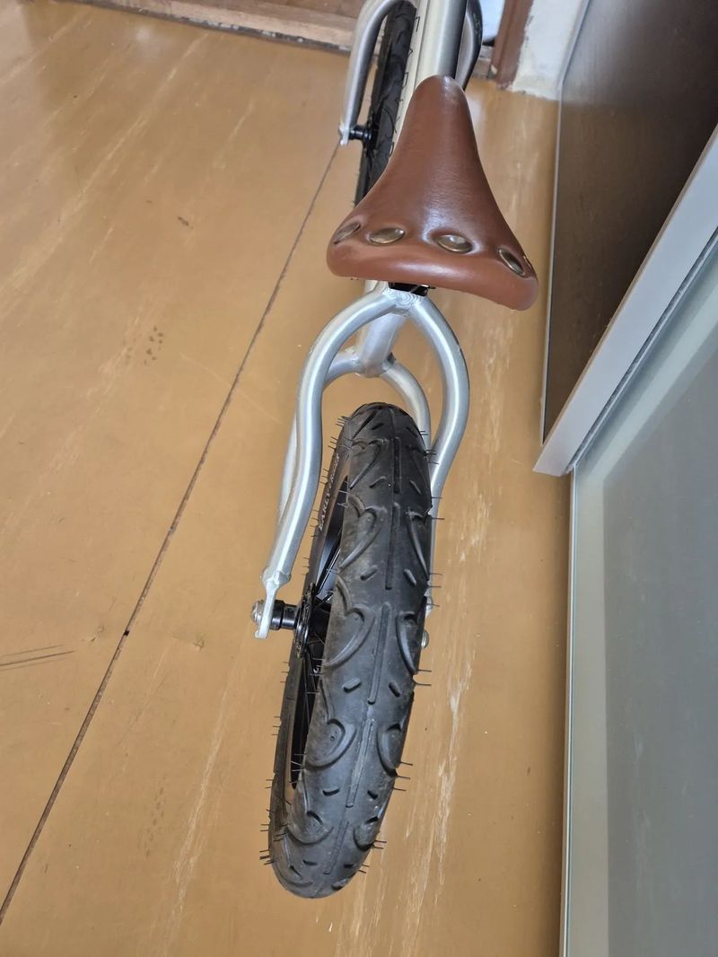 Odrážedlo Early Rider 12" Alley Runner