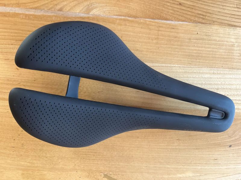 Sedlo Trek Aeolus RSL carbon 145 mm NOVÉ 