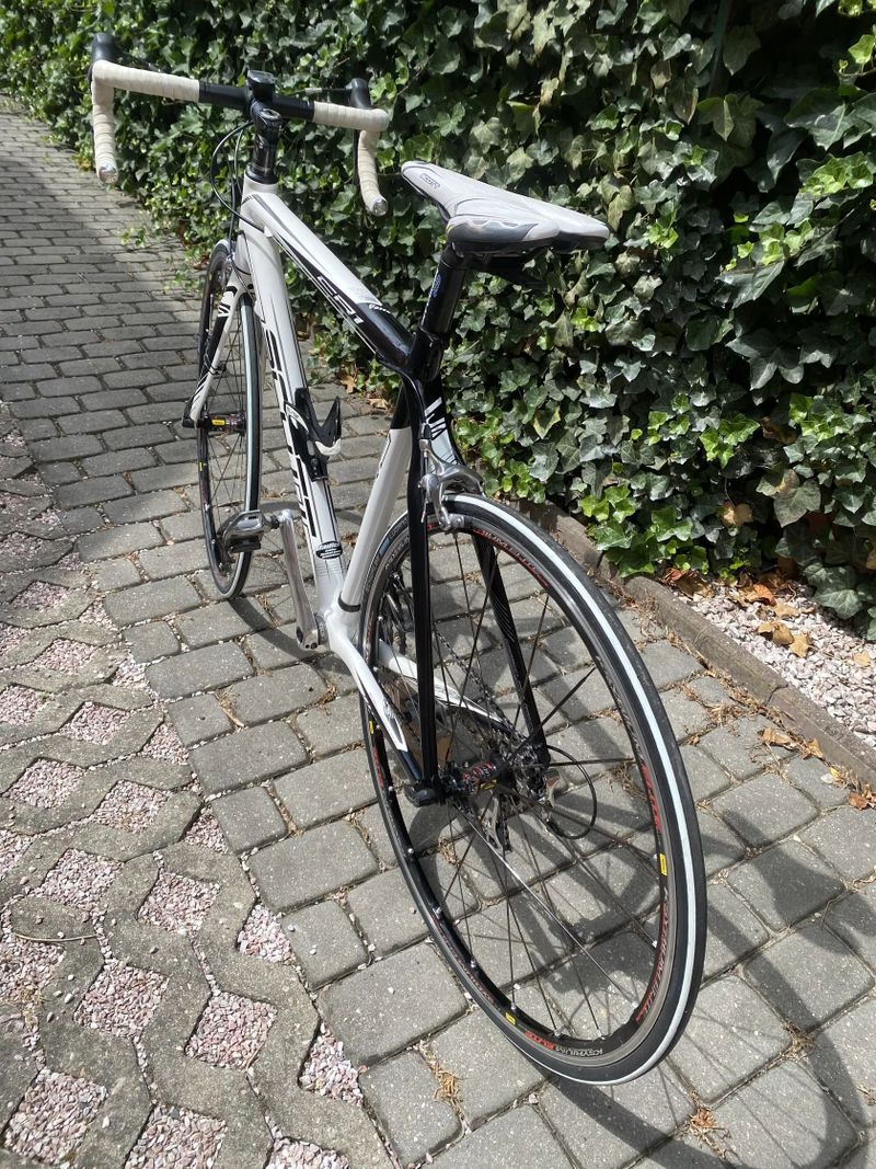 SCOTT CR1 PRO