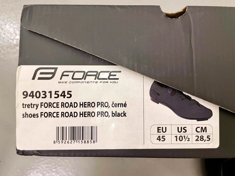 Silniční cyklo tretry Force (vel. 45/28,5cm) téměř nové