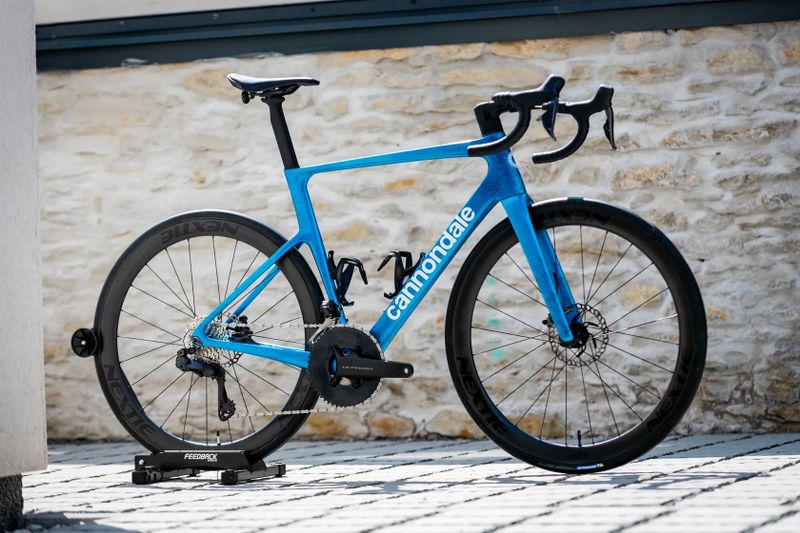Cannondale SuperSix 56 - CUSTOM BARVA