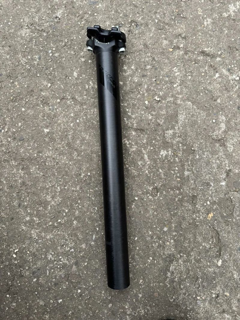 Forza Cirrus Carbon 31,6 x 350 mm karbonová sedlovka