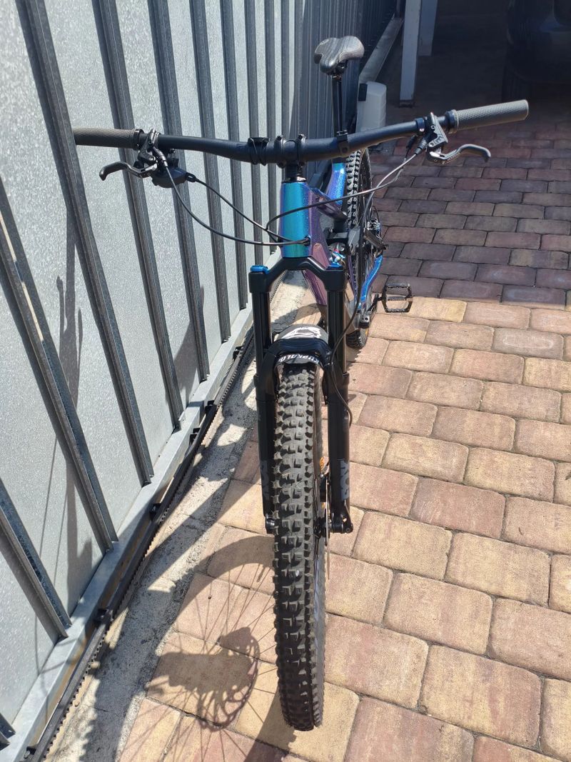 Cube stereo 140 Hpc sl