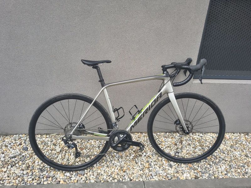 Silniční kolo Merida Scultura 5000 Ultegra Disc vel. M/L(54cm)