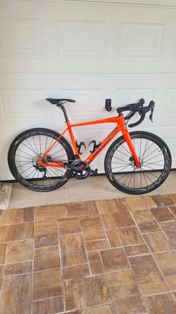 Superior X-Road Team Issue, komplet Ultegra, karbon. ráfky, bez investic