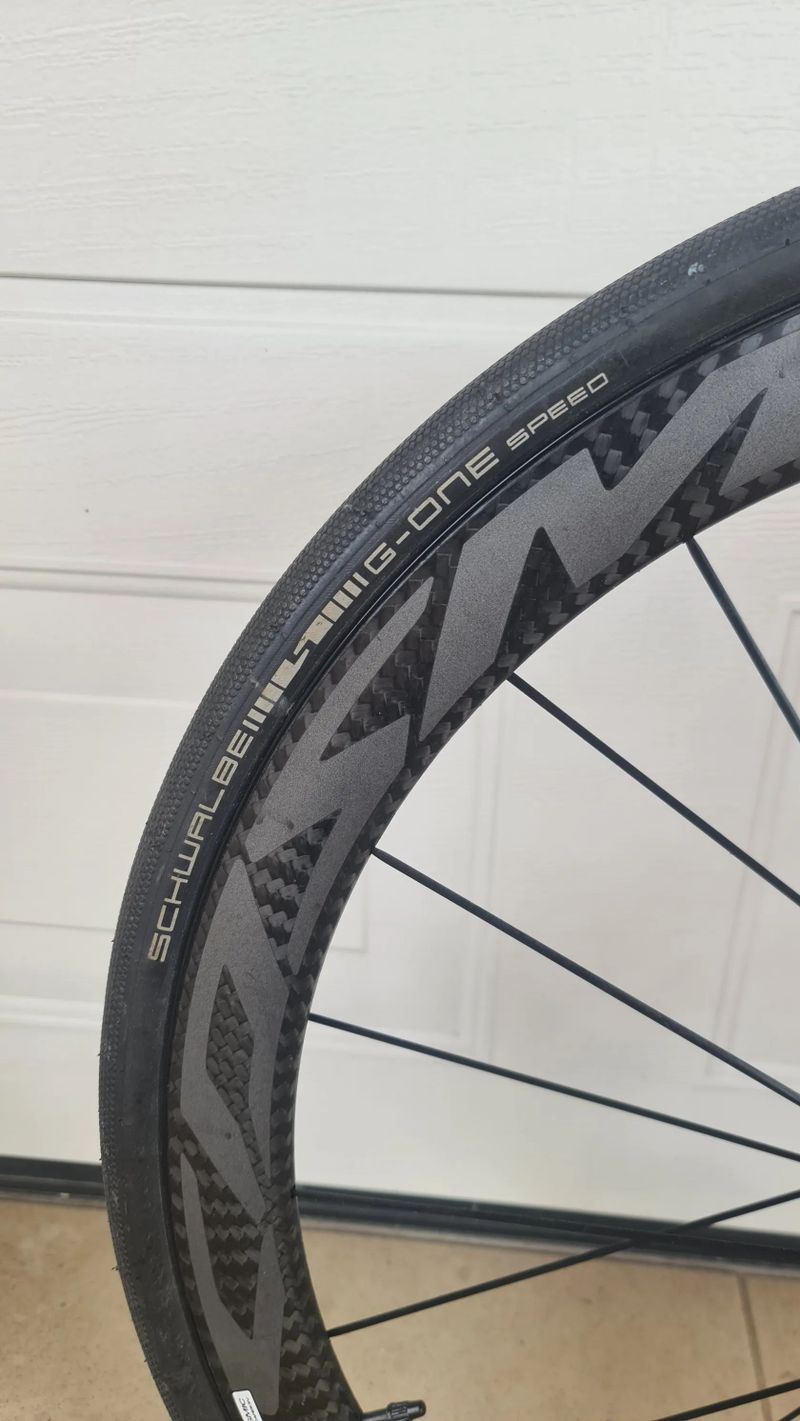 Superior X-Road Team Issue, komplet Ultegra, karbon. ráfky, bez investic