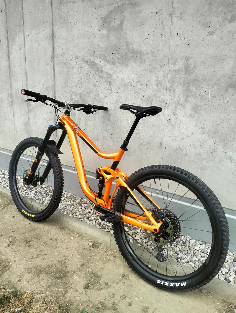 Enduro kolo | Giant Reign | ZÁNOVNÍ | TOP