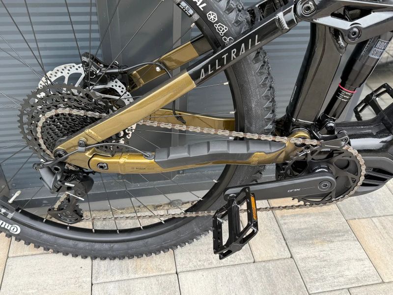 Haibike Alltrail 10 BOSCH Performance CX 100Nm baterie 800Wh Nové elektrokolo