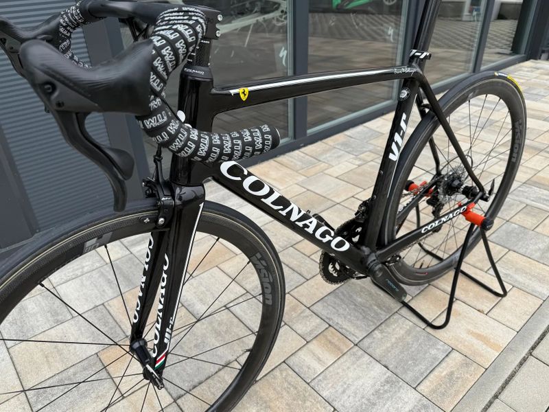 Colnago V1R FERRARI 530mm Campa Record ZCELA NOVÁ STAVBA