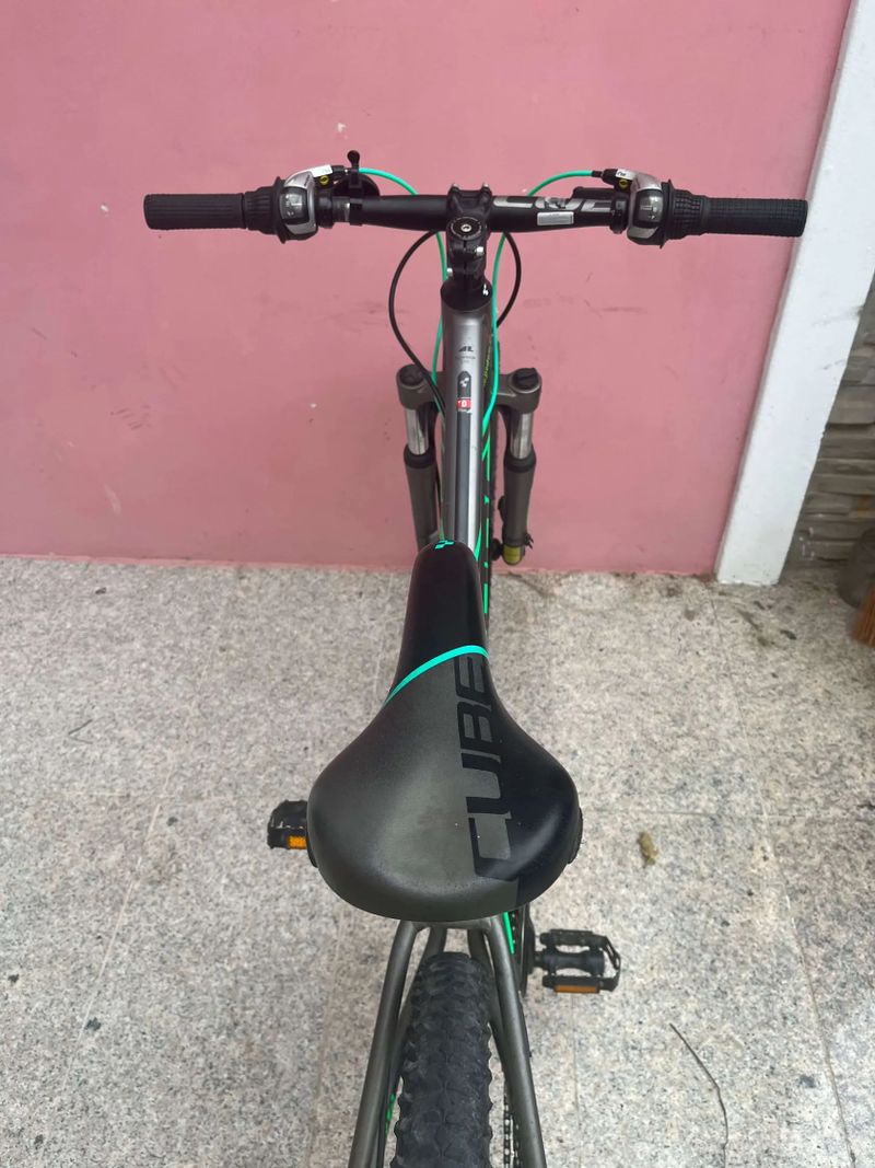 Dětské horské kolo Cube Race 240