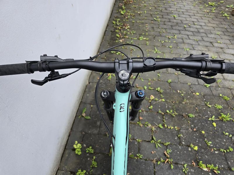 Kona BIG Honzo DL 27,5 + (velikost M )
